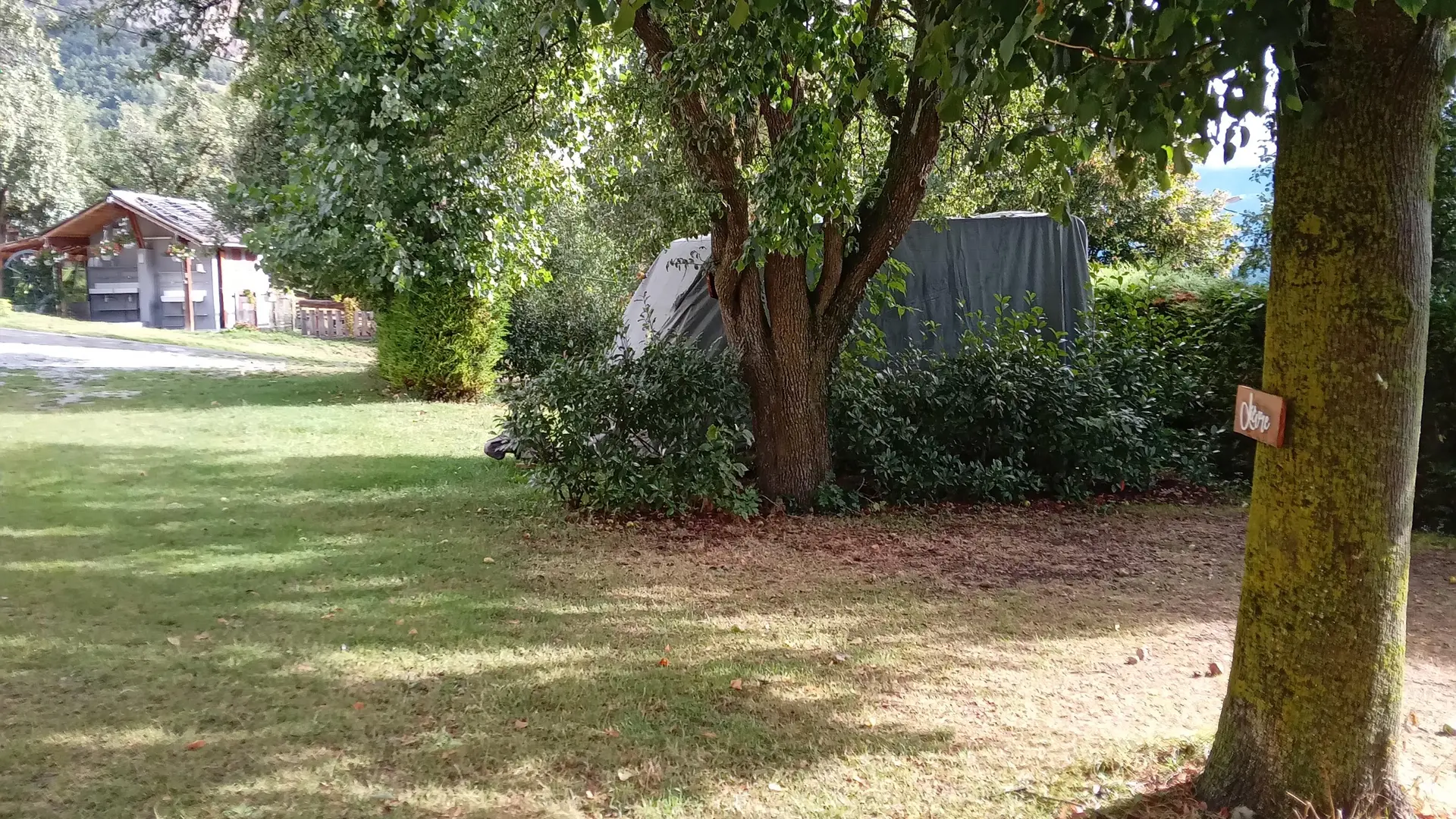 Camping à la ferme Les Pommiers CHÂTEAUROUX-LES-ALPES