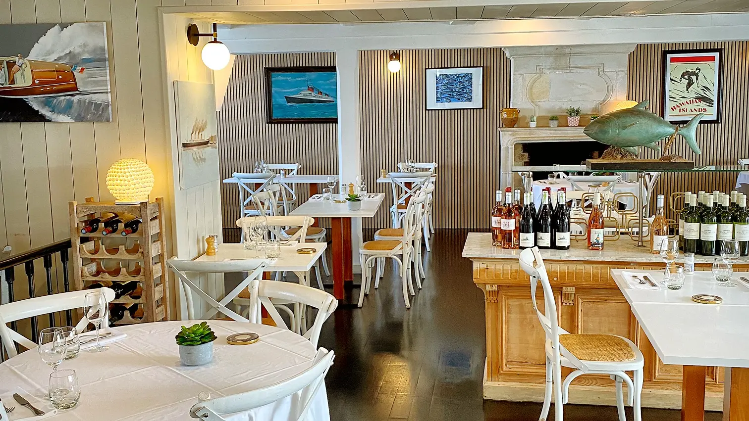 Ocean Restaurant Hall