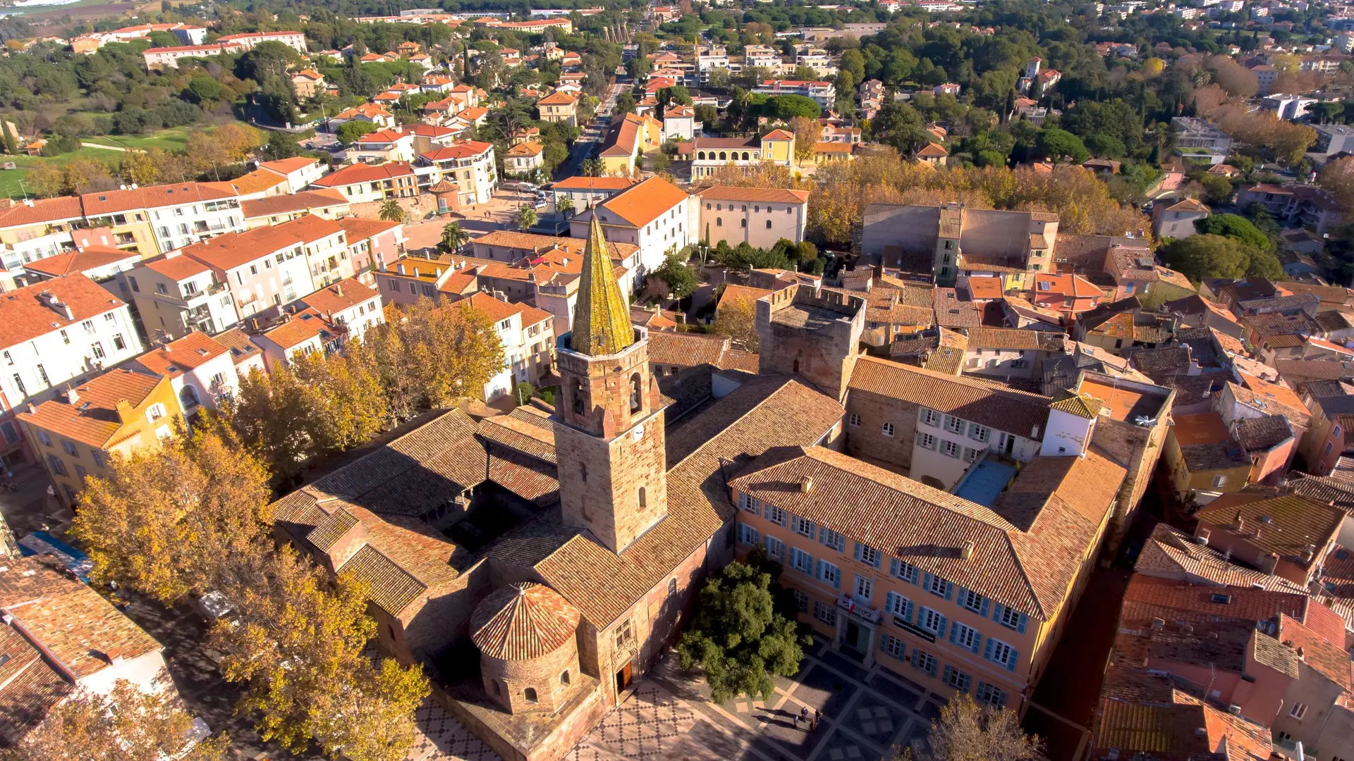 Le cloître de la Cathédrale de Fréjus