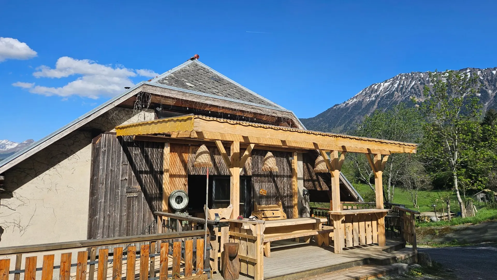 bed and breakfast exterior