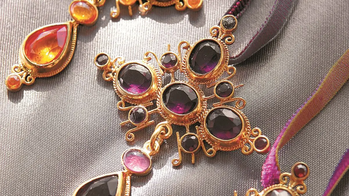 Découverte du musée du Costume et du Bijou