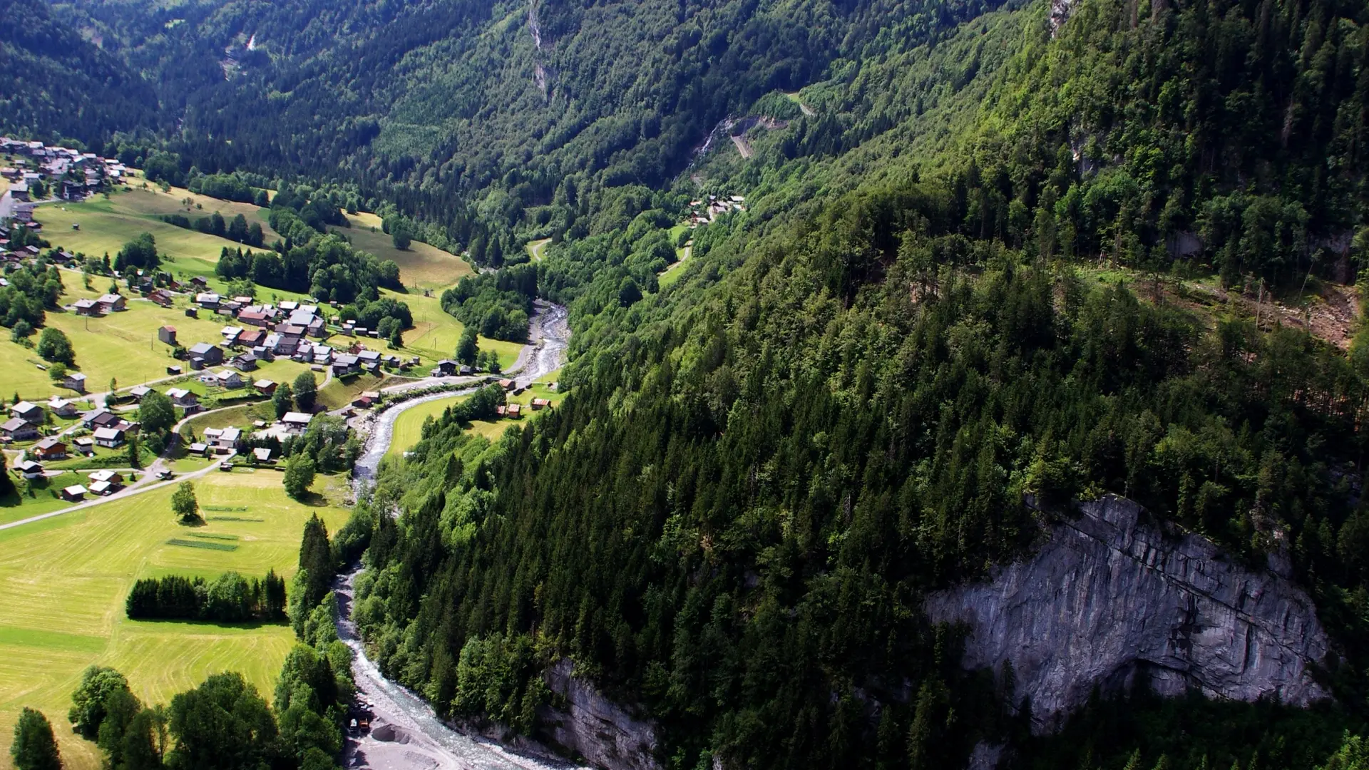vue de la Via Ferrata des Monts à Nunayak