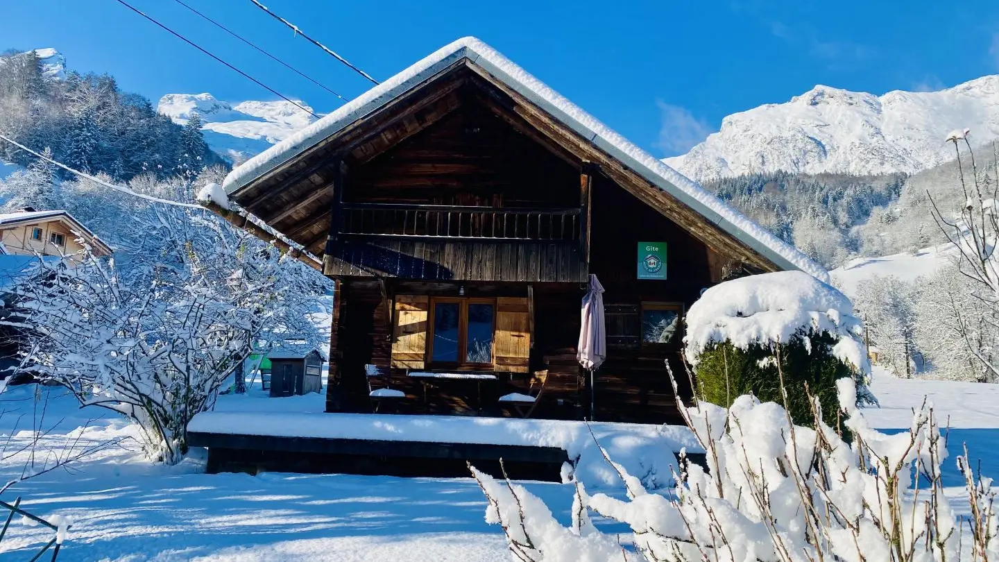Le chalet en hiver