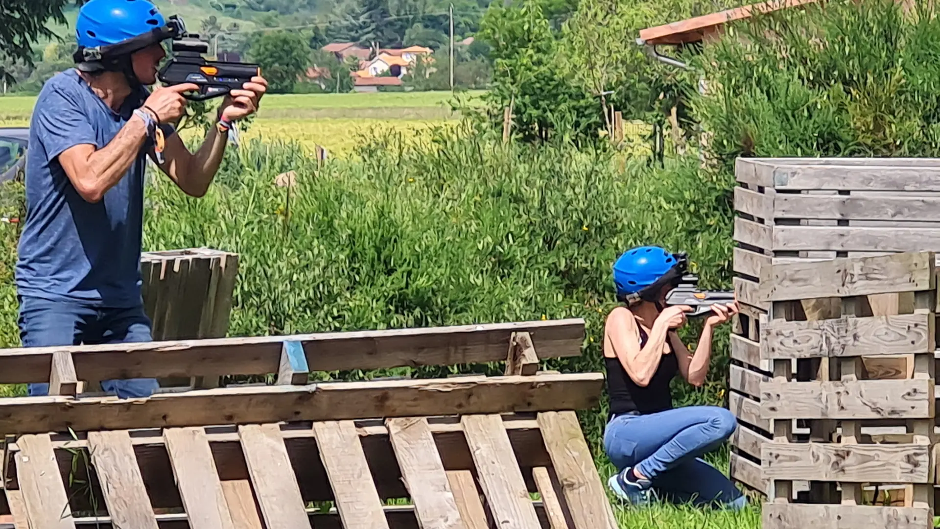 Ferme des delices foreziens,lasergame,jeux,equipes,labyrinthe,famille,amis,teambuilding,anniversaire,EJF-EVG,st cyr les vignes,Loire Forez 42