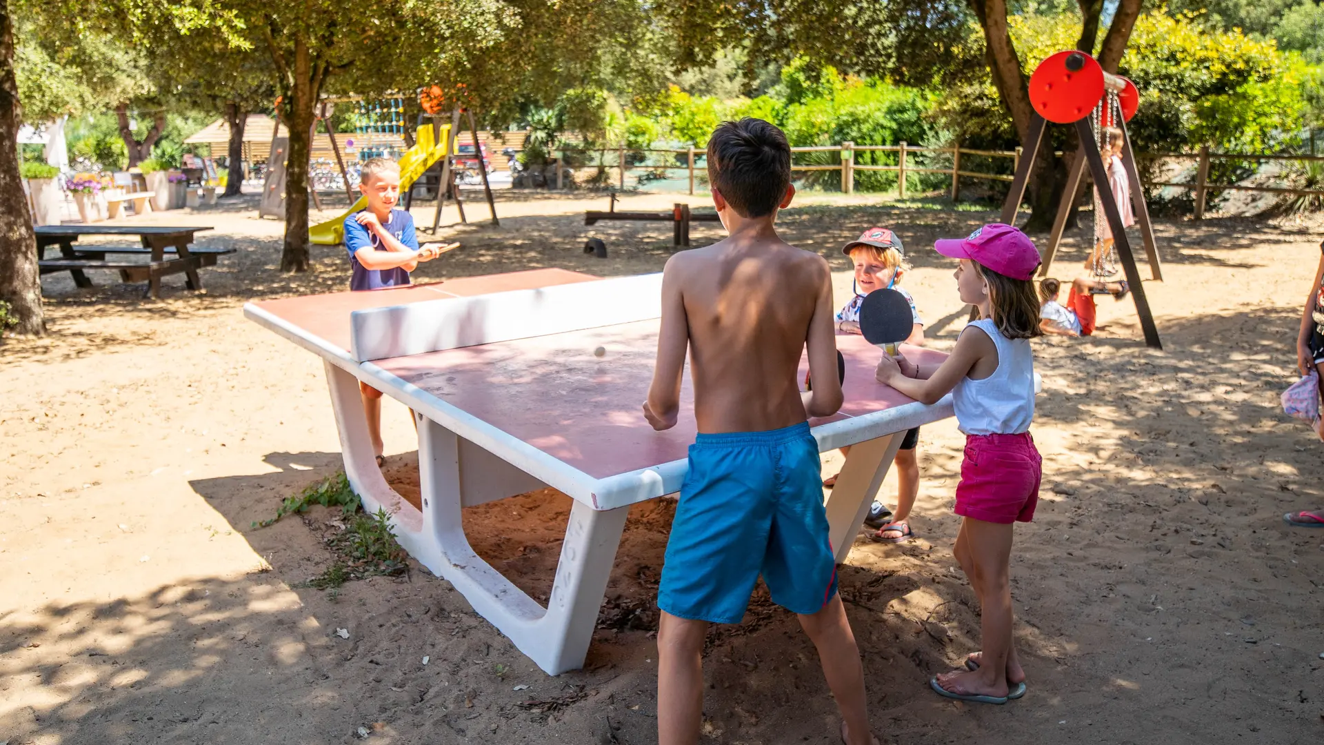 Tennis de table camping ile blanche