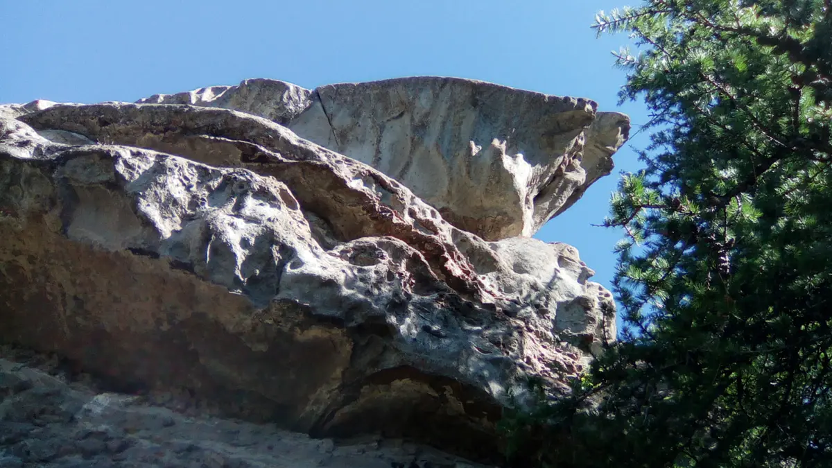 Itinéraire de randonnée jusqu'au Col du Viallet : les grès du Champsaur