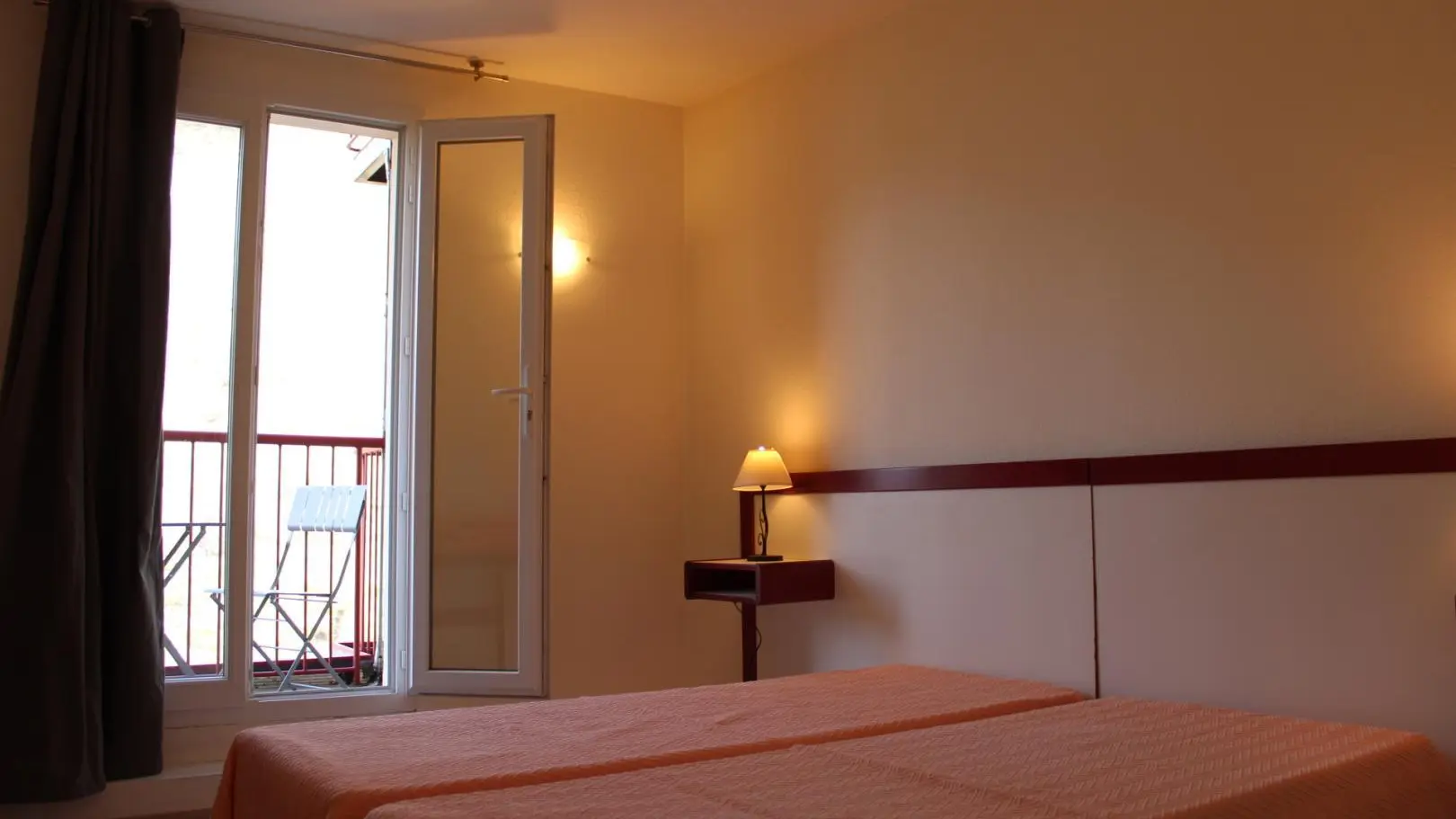 L'Escaou Un-Chambre 2-Coursegoules-Gîtes de France Alpes Maritimes