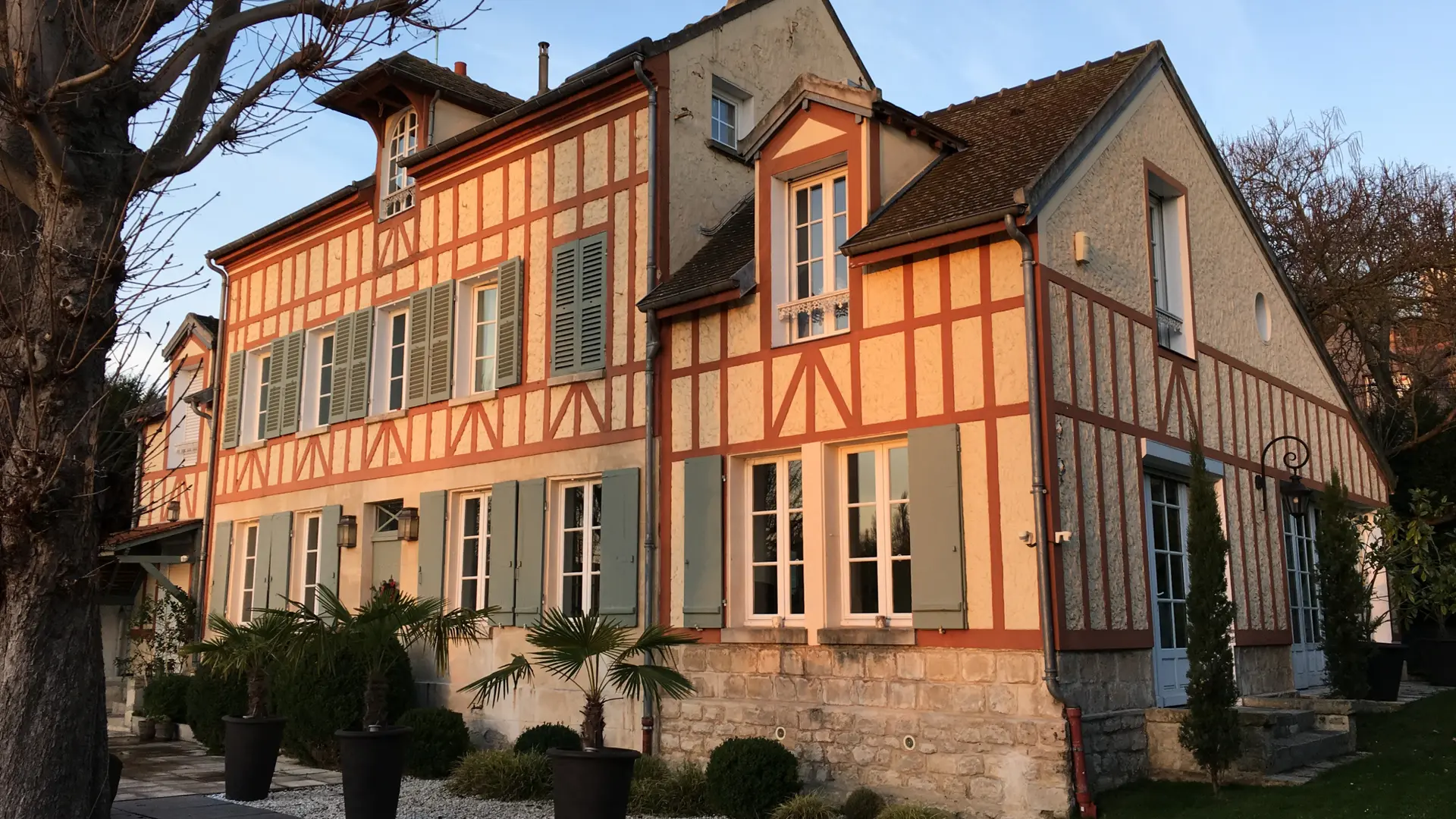 La Source_maison d'hôtes-Carrières-sur-Seine