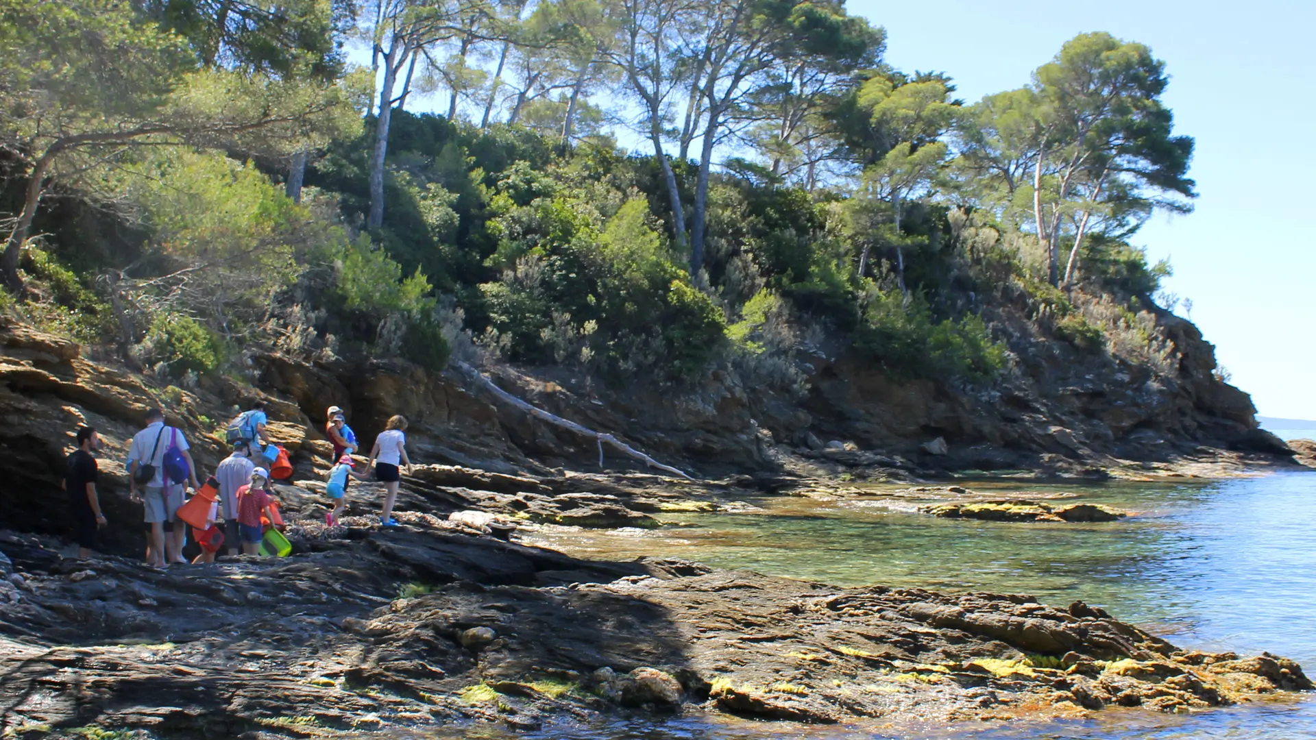 Pieds dans l'eau