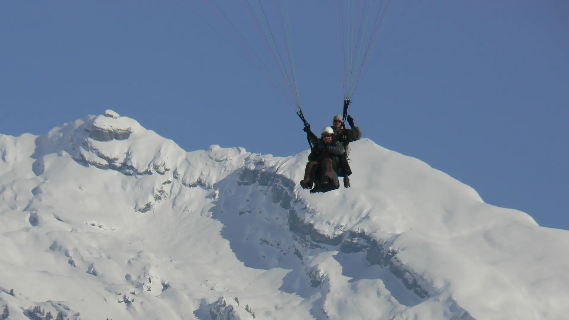 Baptème de parapente en hiver