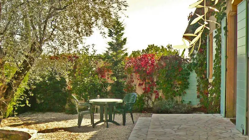 Gîte La Brissaouda-Terrasse indépendante-La Gaude-Gîtes de France Alpes-Maritimes