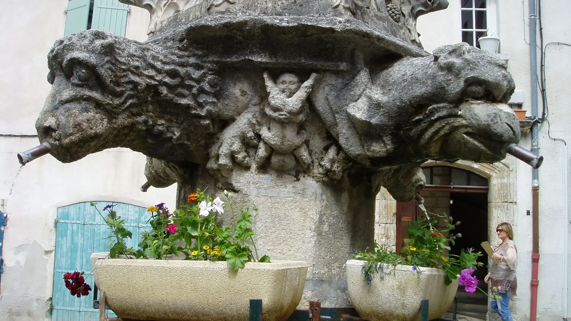 Fontaine Saint-Michel