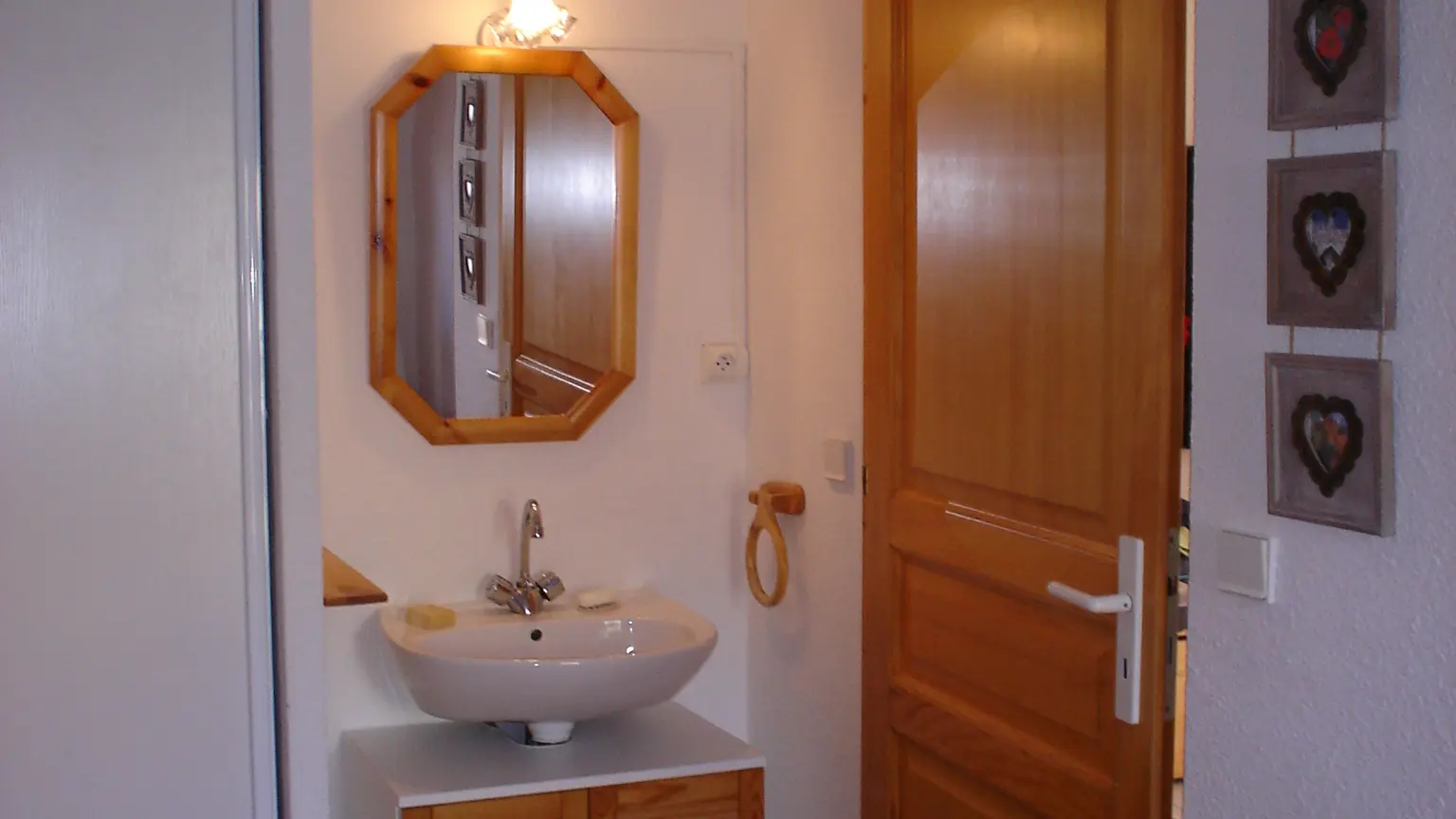 Coin salle de bain / Bathroom area - Florimontagne A - Le Grand-Bornand