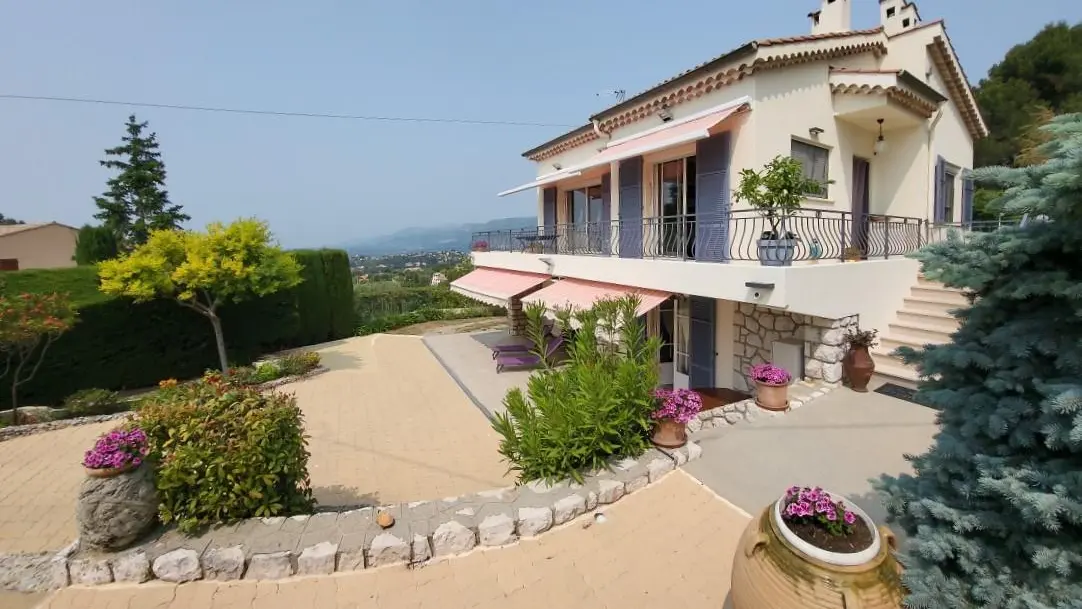 Le Mas de la Sirole-Gîte en rdc-Colomars-Gîtes de France des Alpes-Maritimes
