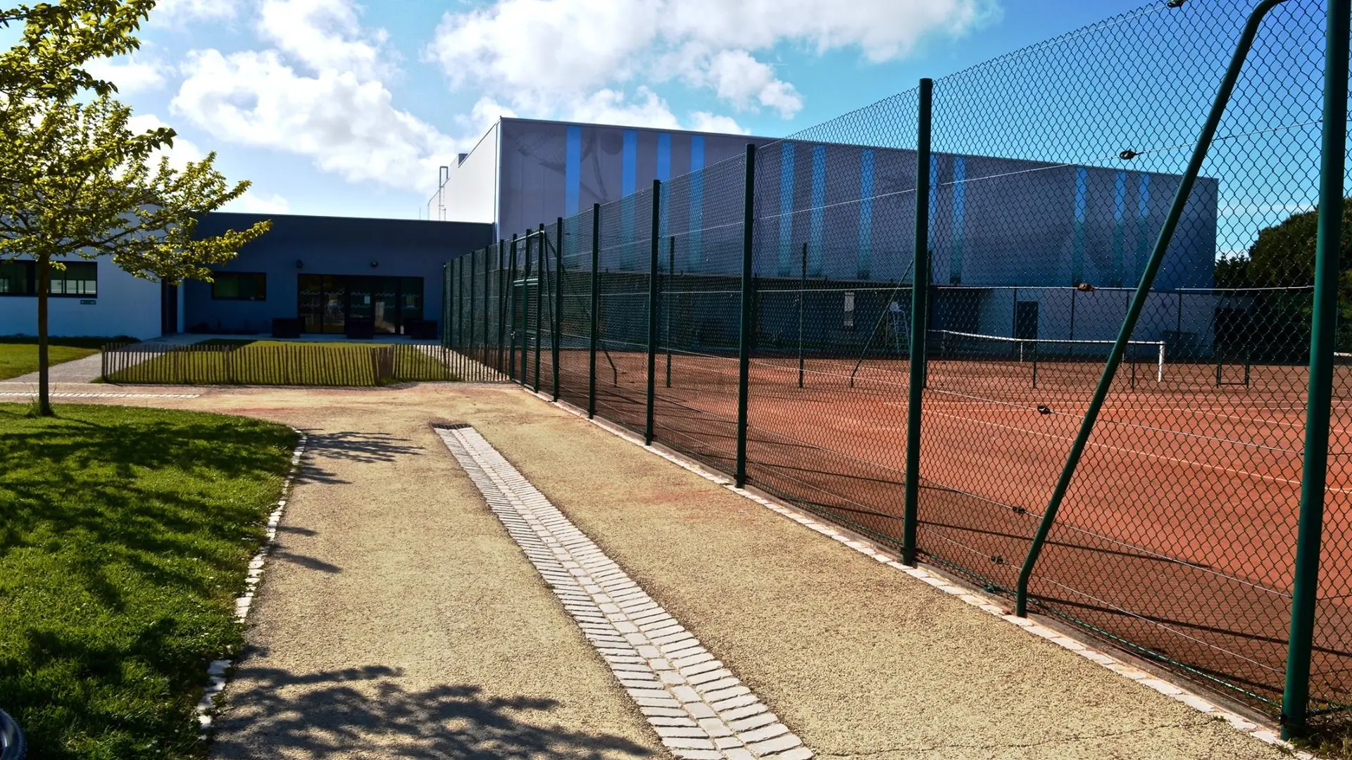 Exterior del complejo