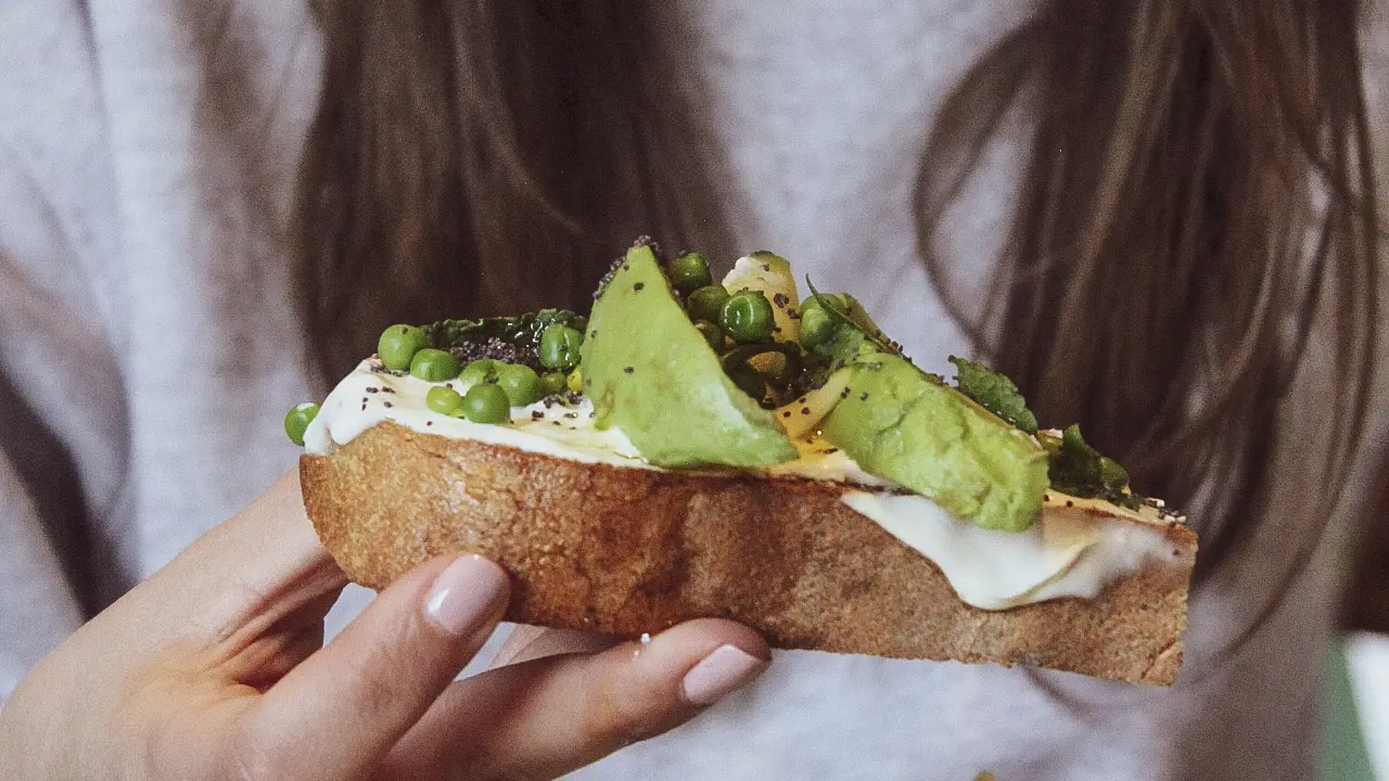 TOSTADA AVOCADO ET BRUNCH