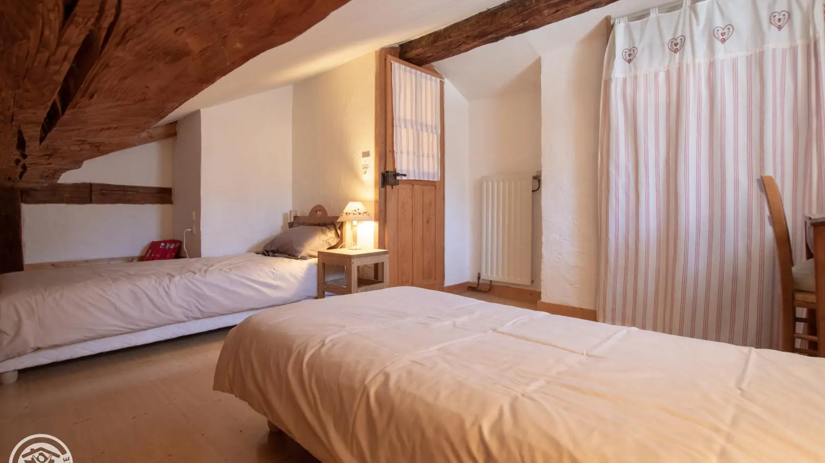 Chambre haute : 2 lits simples jumelables