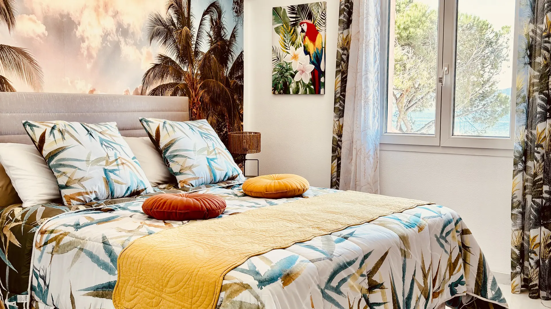 Ch. floor, bed 160, mattress 5* hotel business