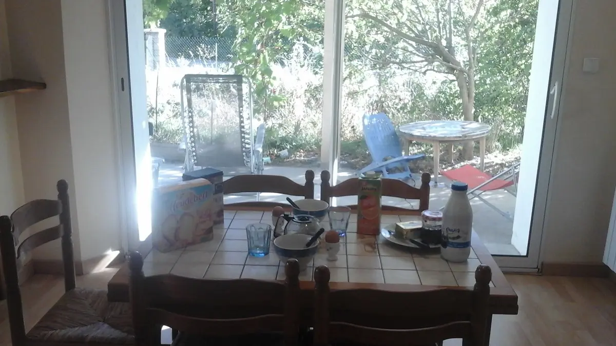 L'Abri Bleuet - Eliane Bermond