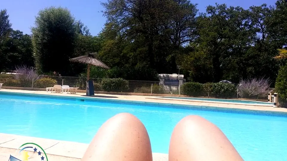 Piscine - Camping de l'Hérein