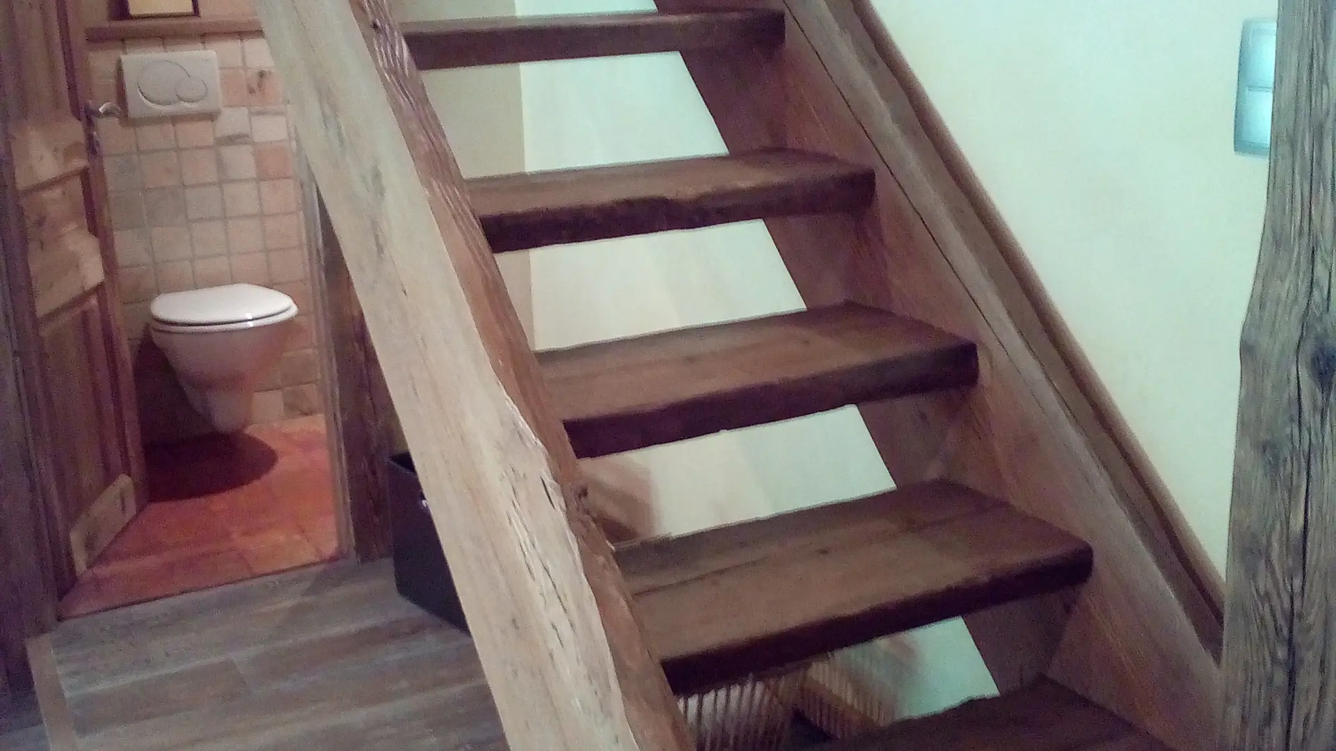 Escalier entre le 1er et le 2ème étage