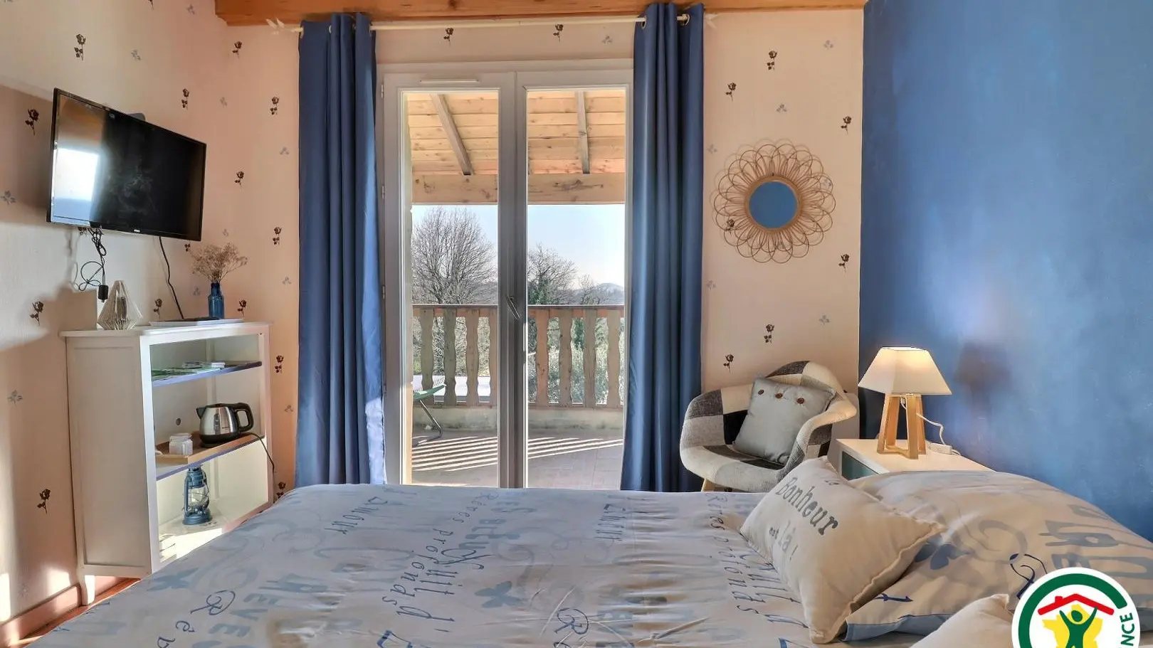 Chambre Bleuet avec un lit double (1x160x200)