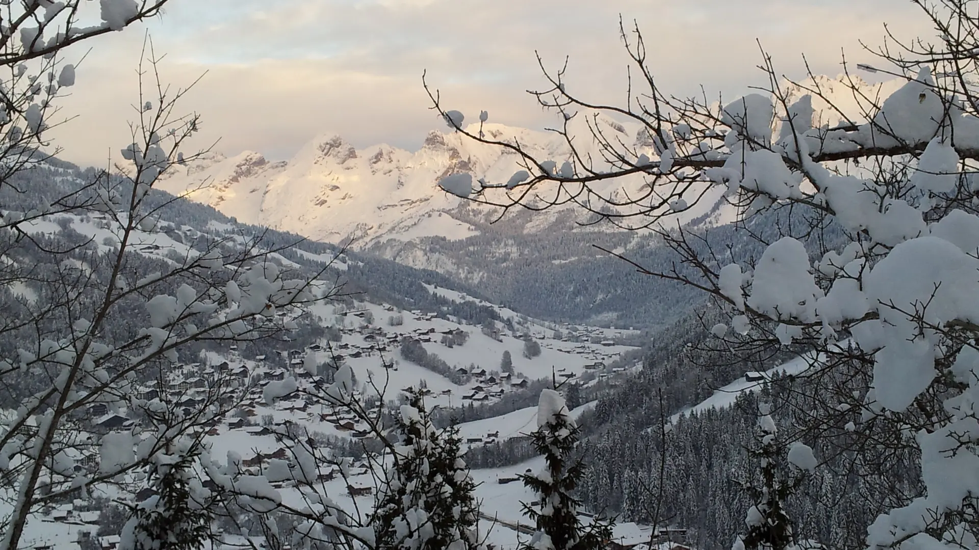 Sentiers raquettes au Grand-Bornand 27 : La Communaille Le Replain