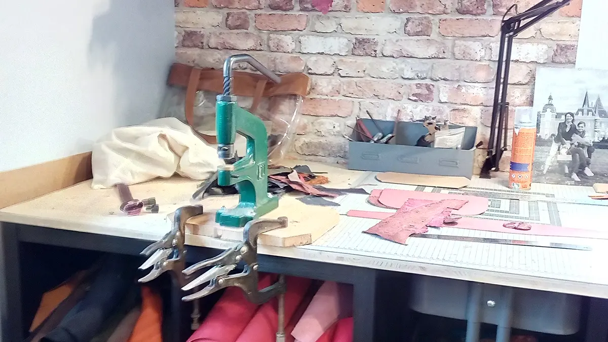 Atelier Amarande cuir de carpe