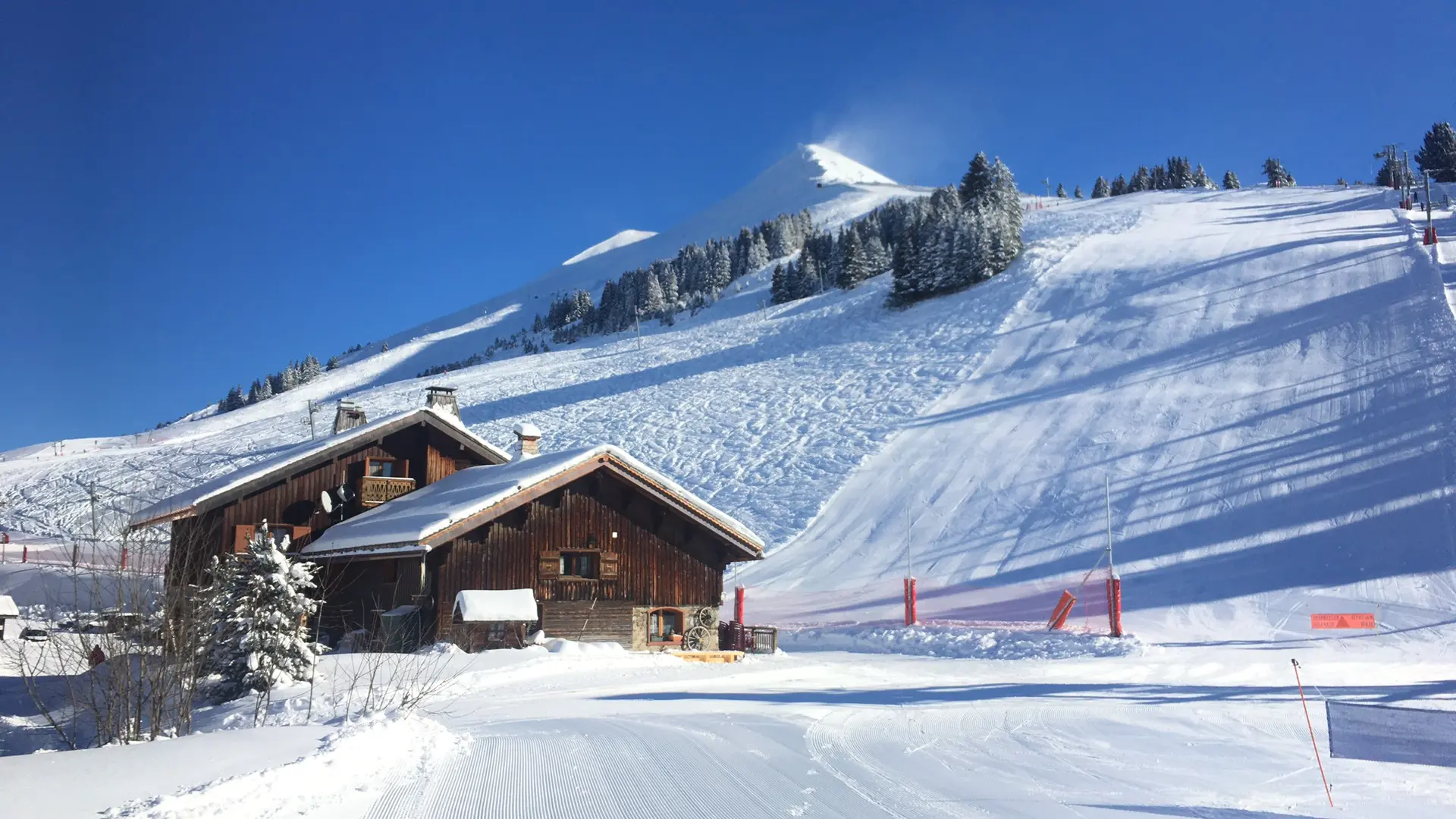 La Vieille Ferme et la pointe de Merdassier