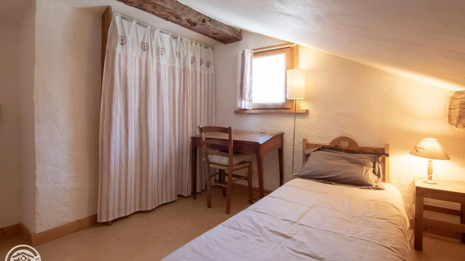 Chambre haute : 2 lits simples jumelables (lit 1)