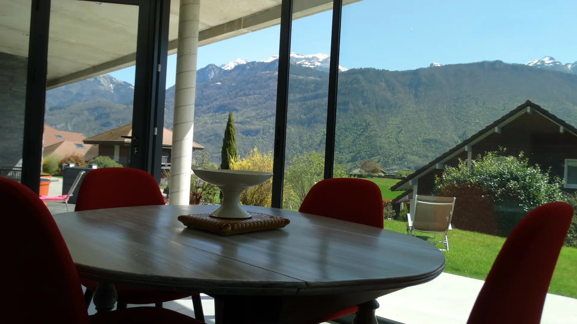 living room bay window