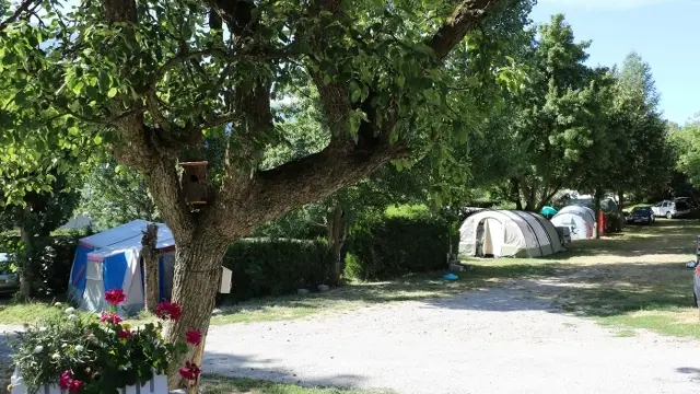 Camping à la ferme Les Pommiers