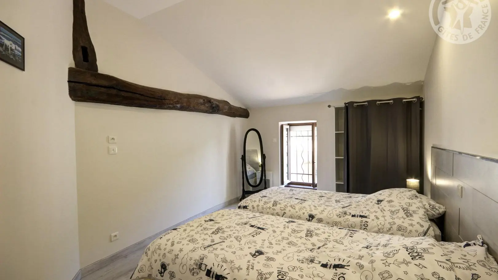 Chambre 2 avec deux lits 90.