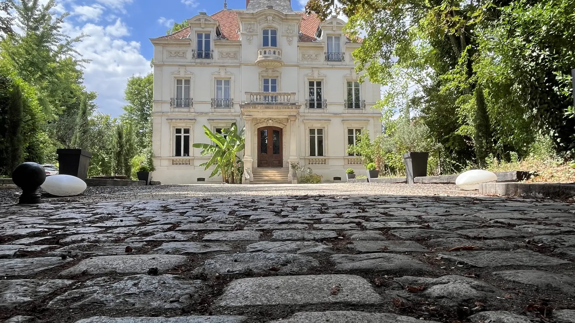Bienvenue: L'extérieur de Château Dépierre