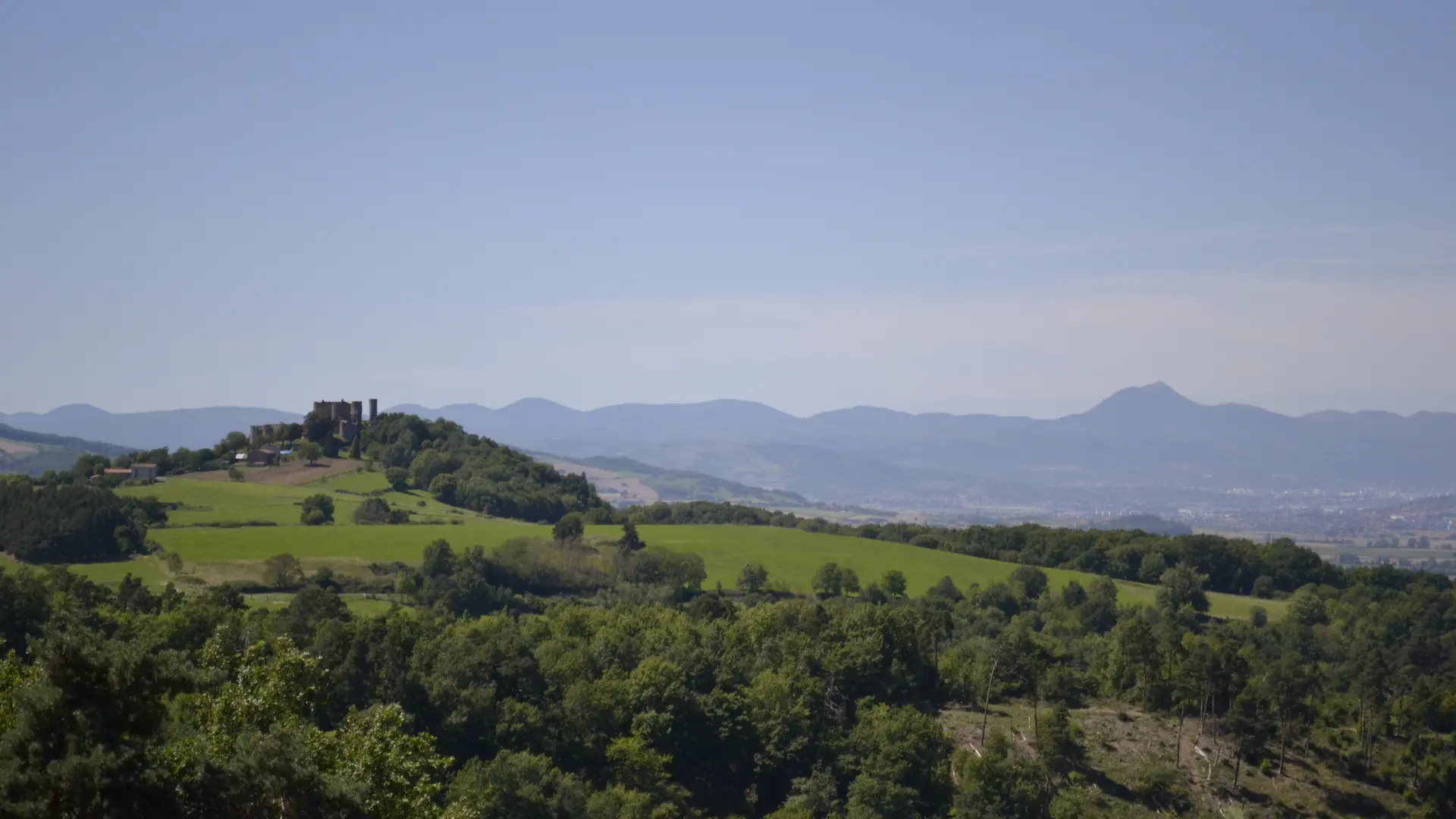 Vue depuis la vallée du Madet