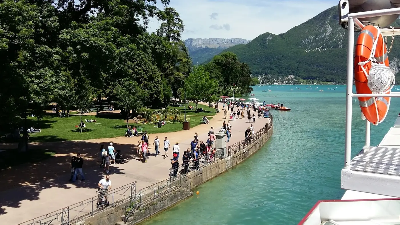 Photo touristique (Annecy)