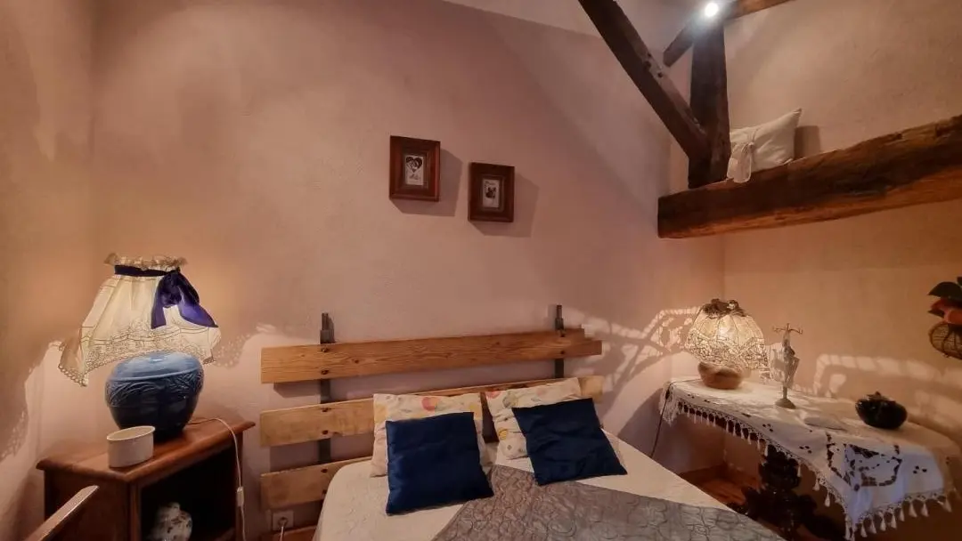Chambre 2 : un lit 140