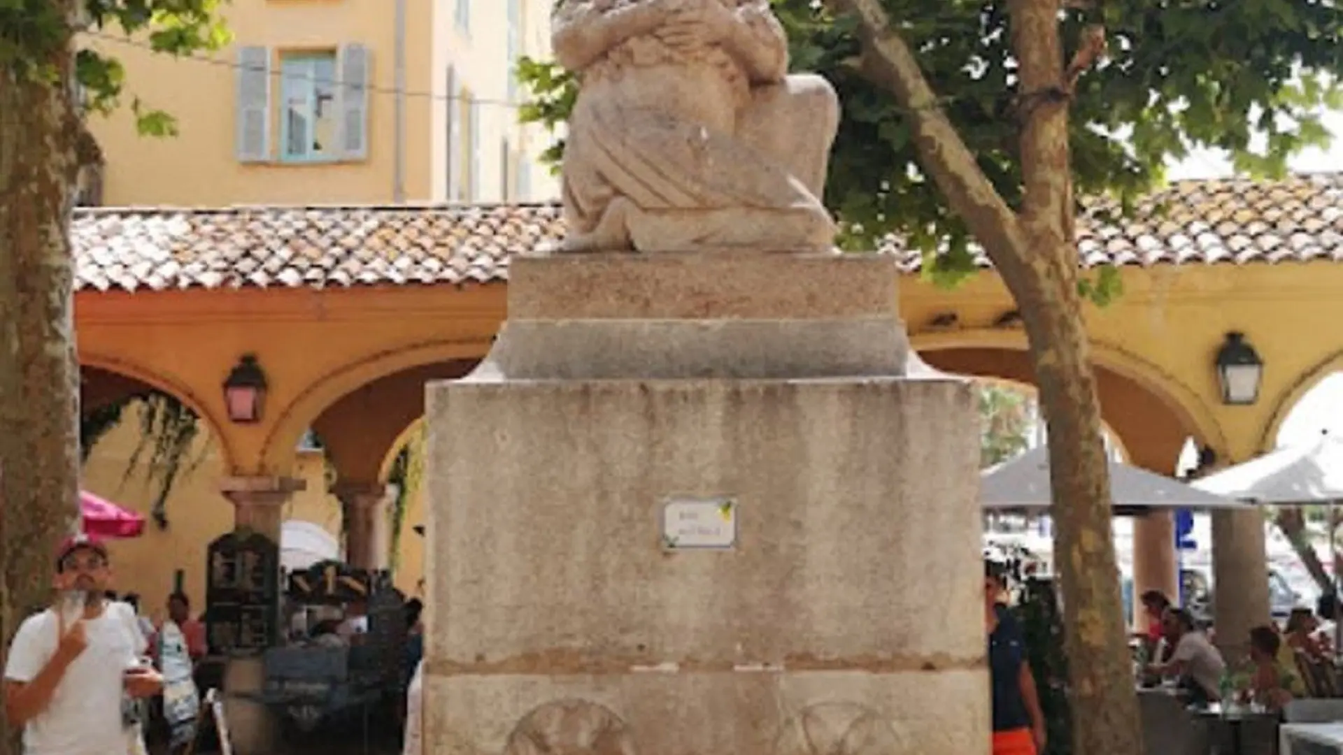 Fontaine de la Mentonnaise