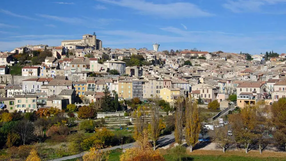 Vue du village de Valensole