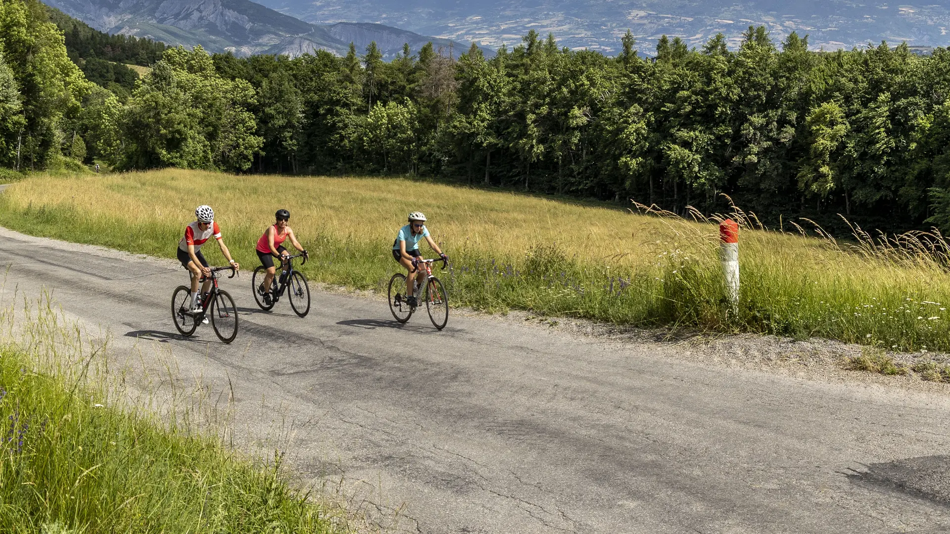 Montée du Col de L'Orme par Digne-les-Bains