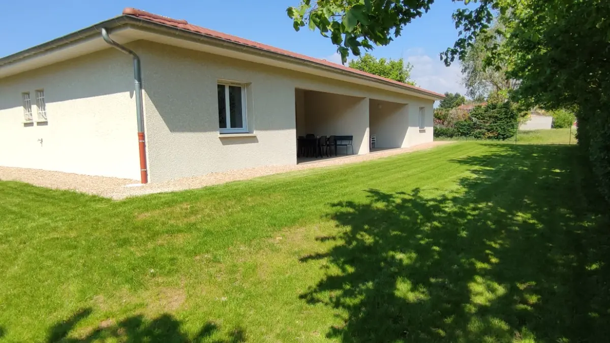 Gîtes Ain's Temps Bugey - Vue jardin
