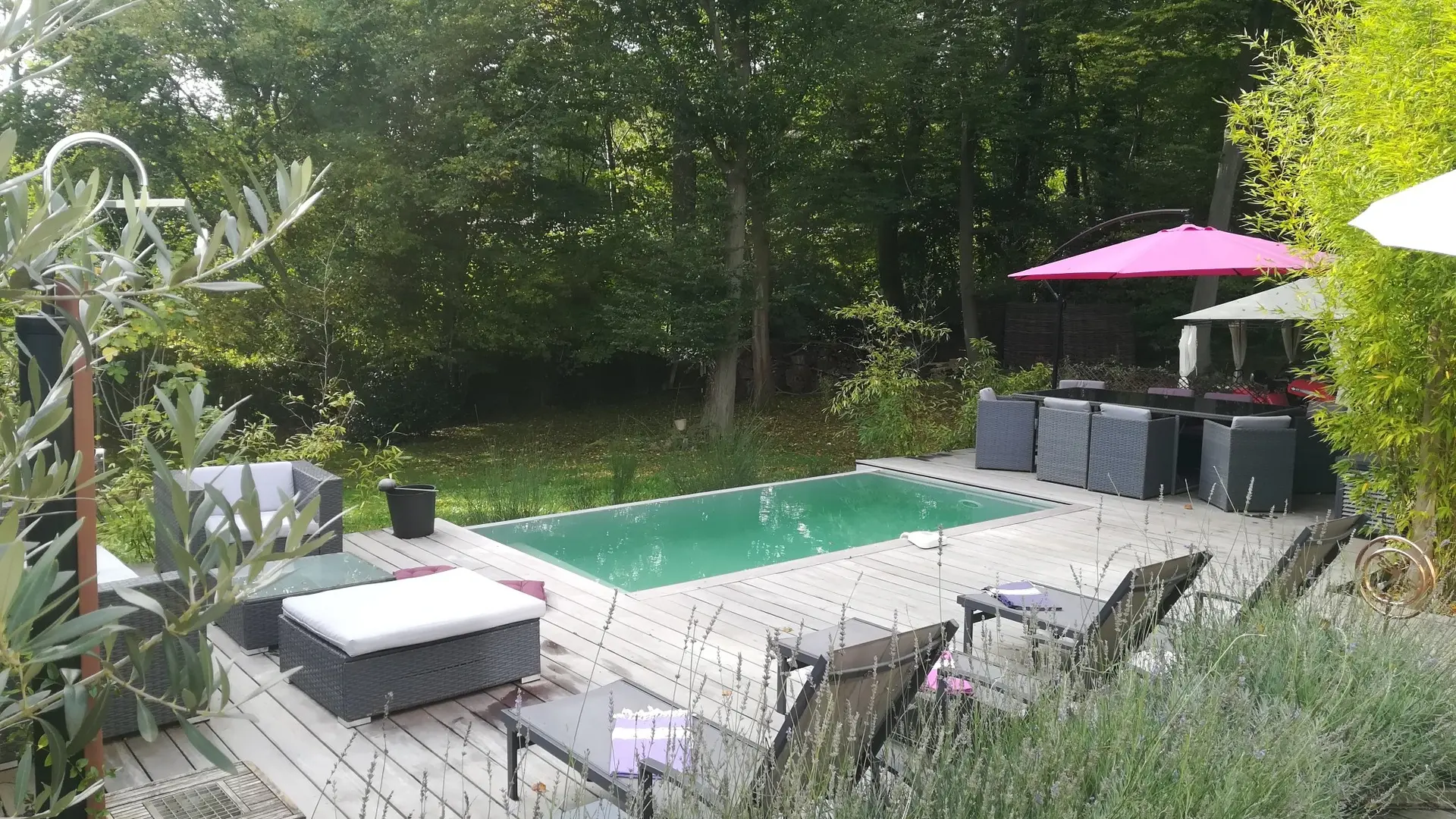 Piscine, B&B Loft Trotters, l'Etang-la-Ville
