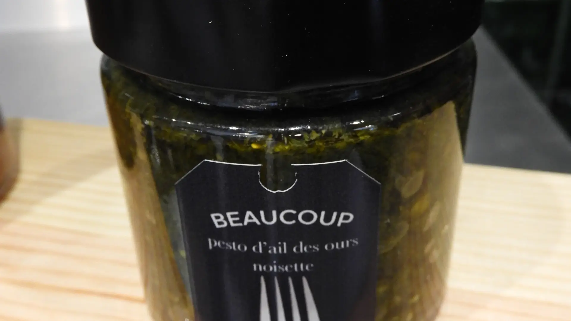 Pesto aïl des ours noisettes Maison Beaucoup