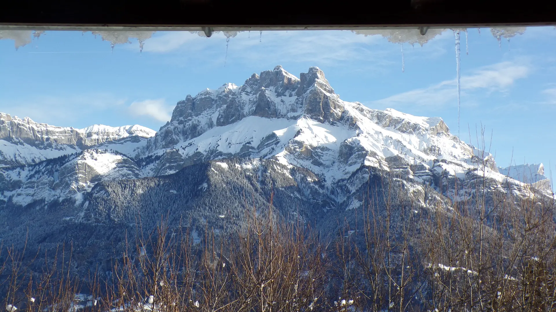 vue sur les aiguilles de Warens