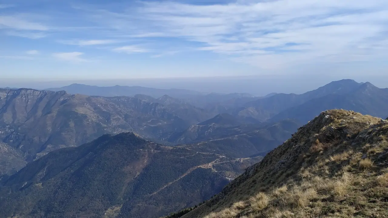 Vues sur le col de Brouis depuis le Mangiabo