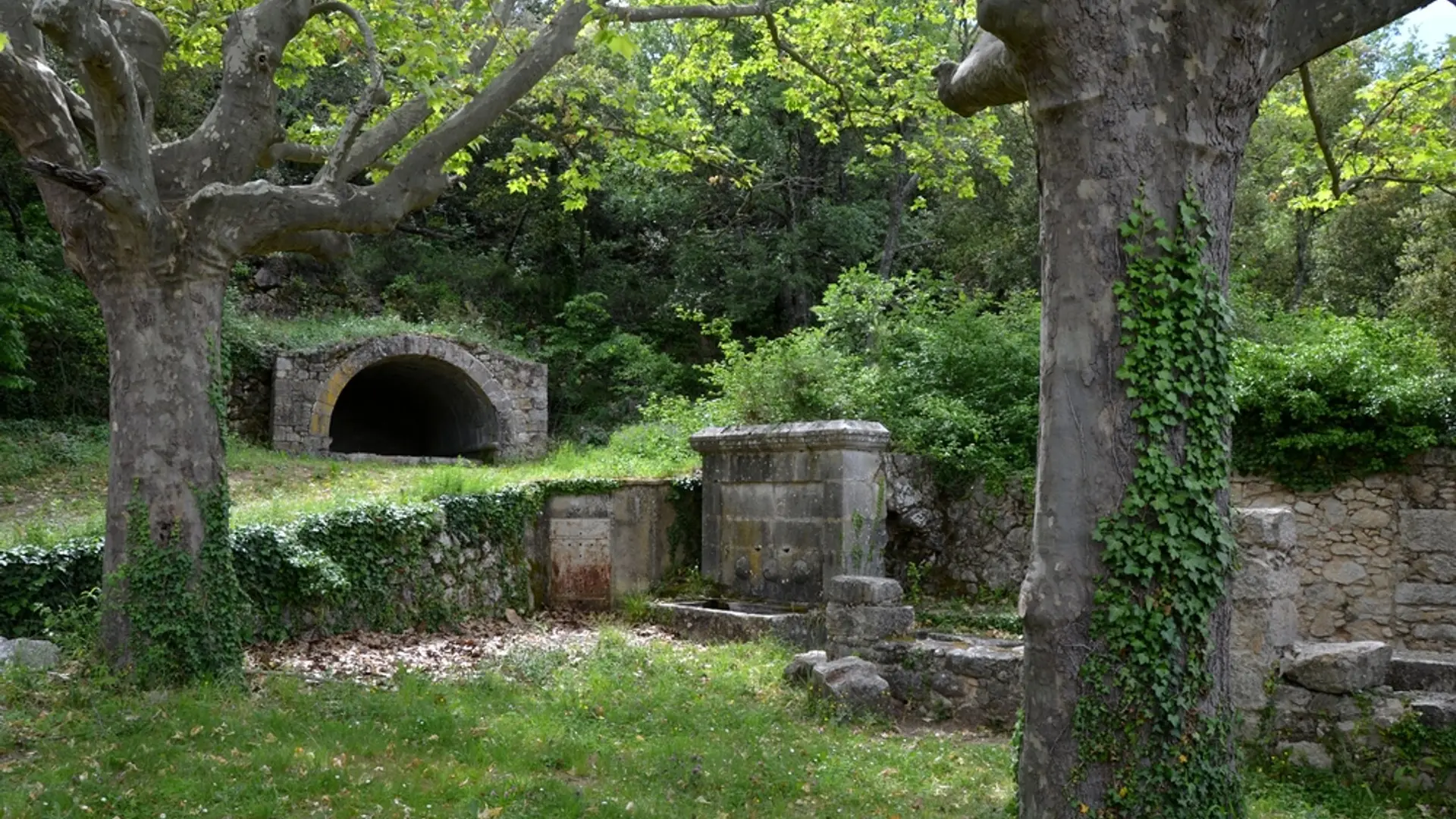 La fontaine précieuse