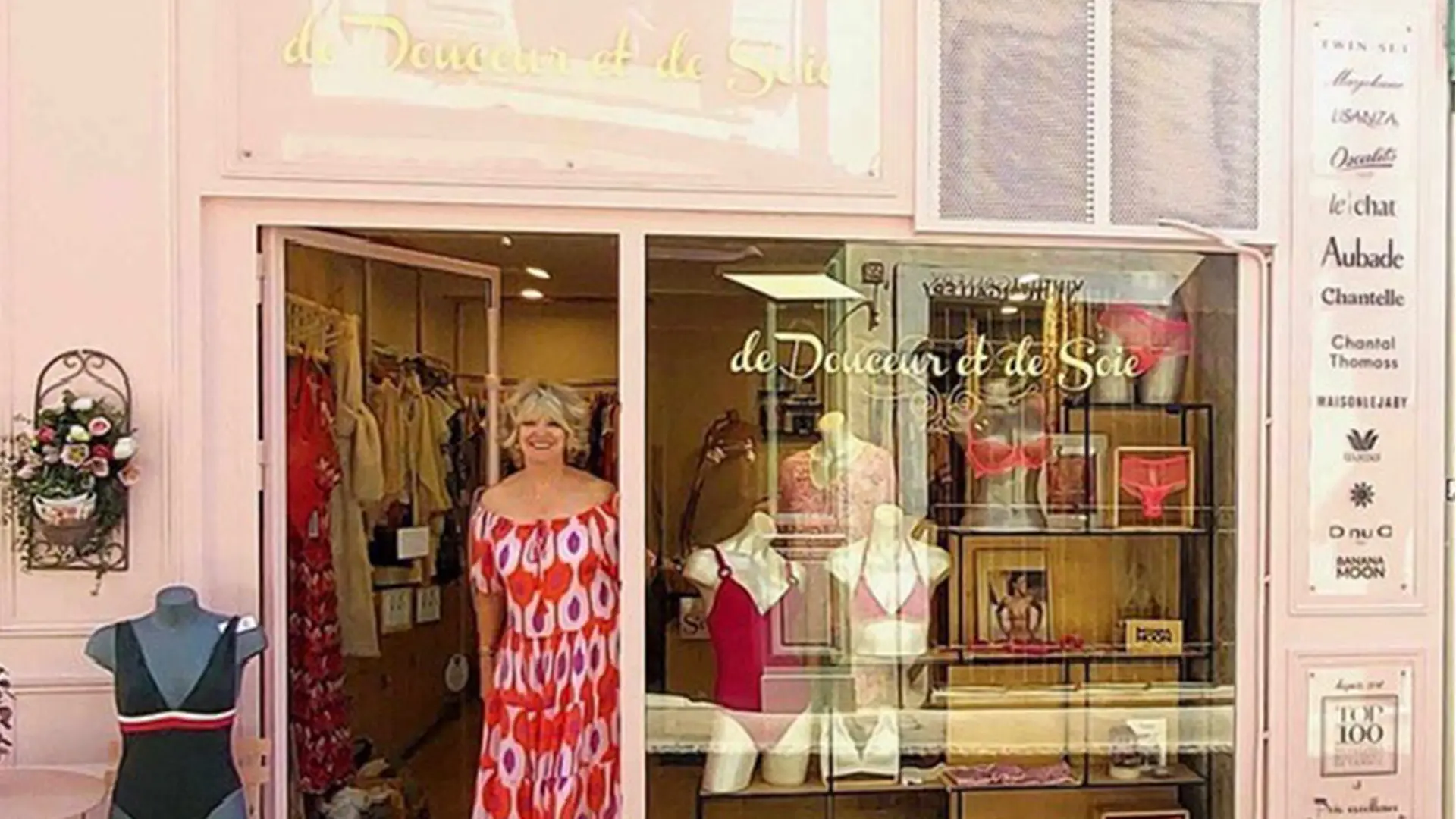 Devanture boutique De Douceur et de Soie à Saint Rémy de Provence