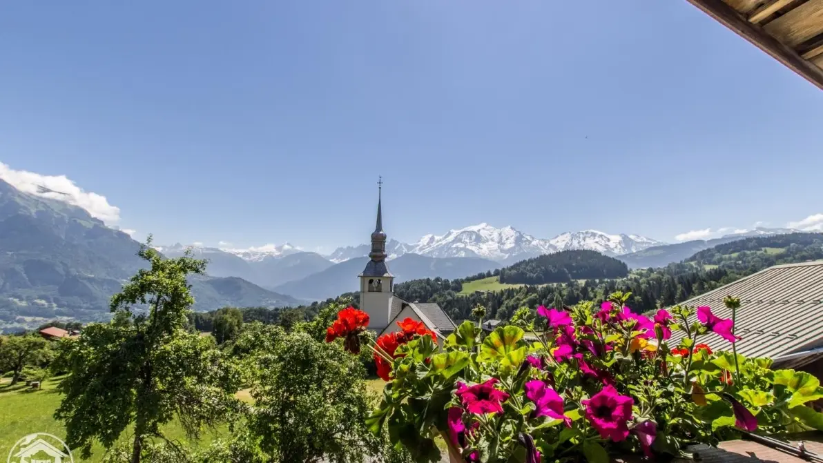 Vue de la Ferme en été