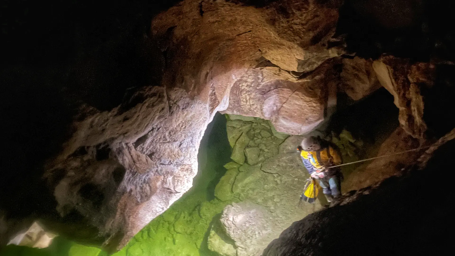 L'aventure souterraine, découvrez Sigaud  - trésor caché de la mythique Céuse