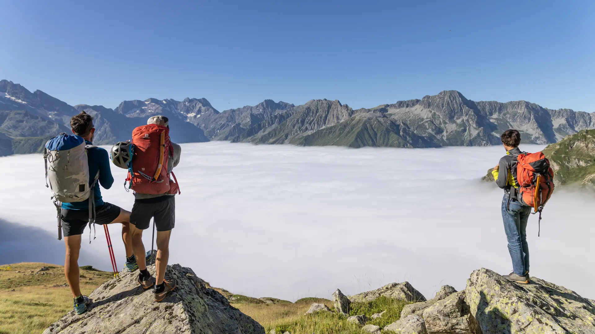 refuge de l'Olan - mer de nuages